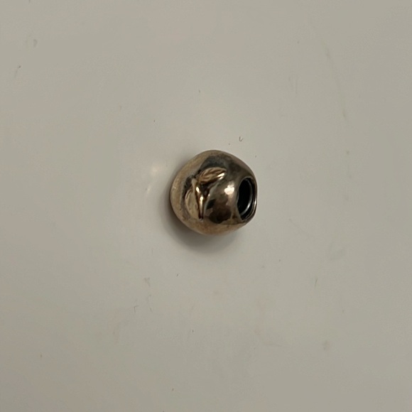 Pandora Apple charm - Picture 1 of 2